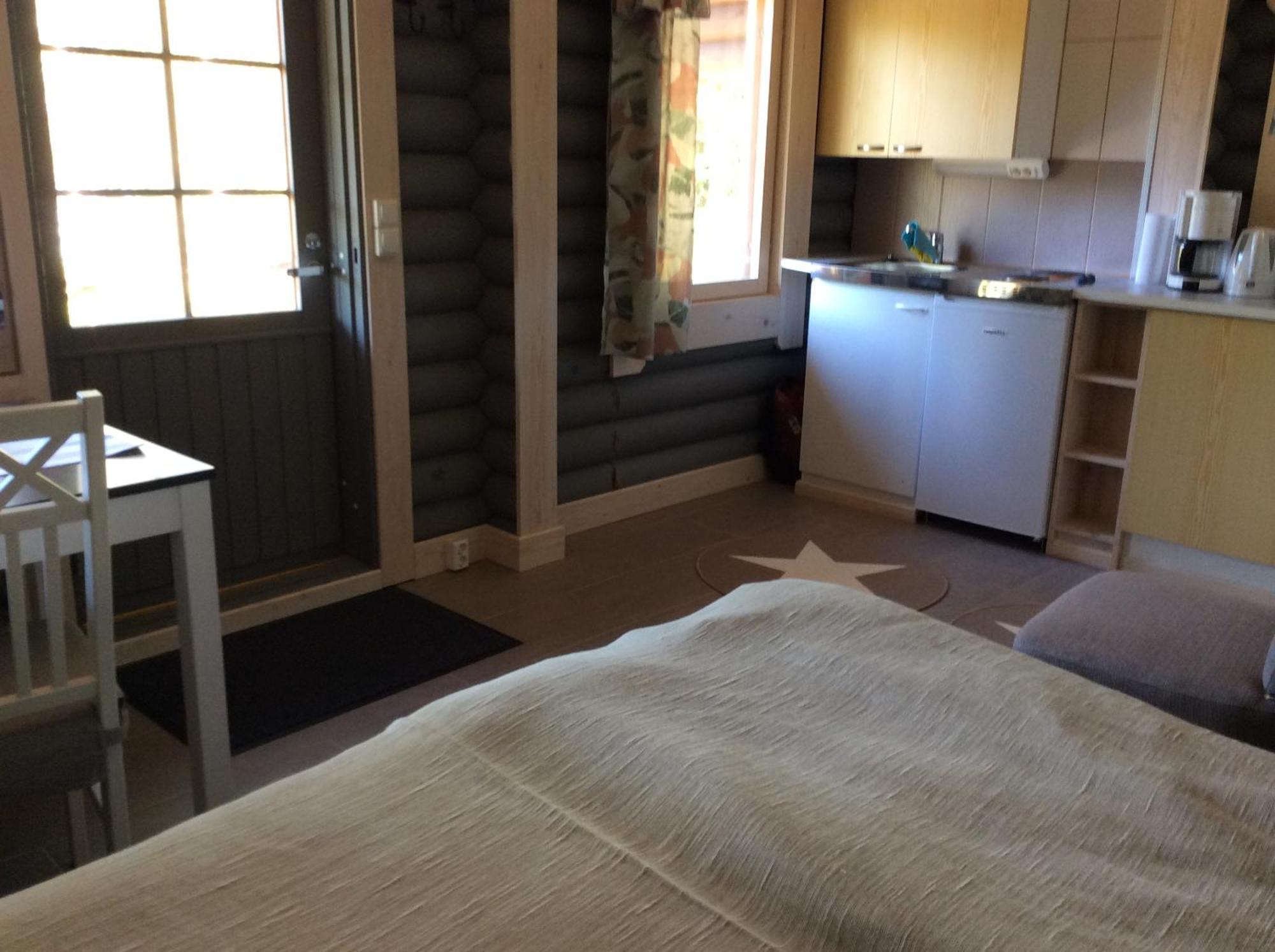 Maekelaen Lomatuvat Bed And Breakfast Korkeakoski  Стая снимка
