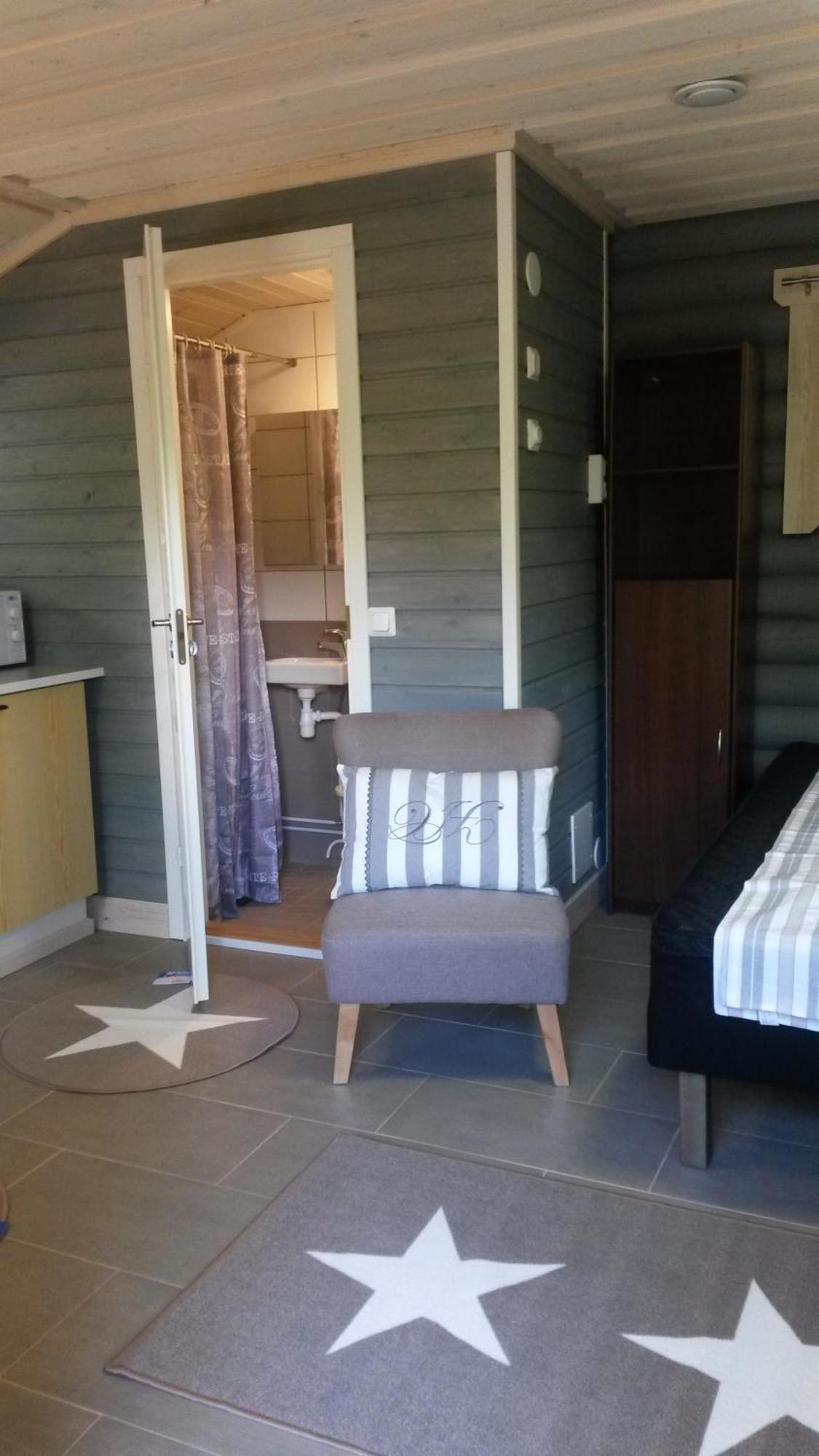 Maekelaen Lomatuvat Bed And Breakfast Korkeakoski  Стая снимка