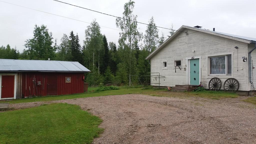 Maekelaen Lomatuvat Bed And Breakfast Korkeakoski  Екстериор снимка